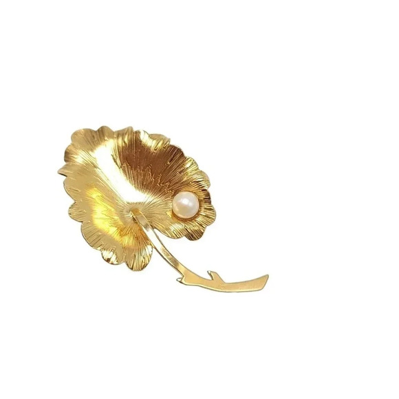WELLS 14kt Gold FIlled Faux Pearl Leaf Pin Brooch Vintage - Picture 3 of 4